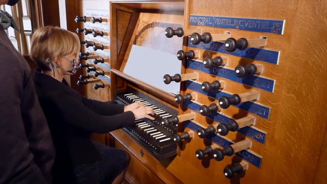 Midday Music for Organ: Annette Richards смотреть онлайн