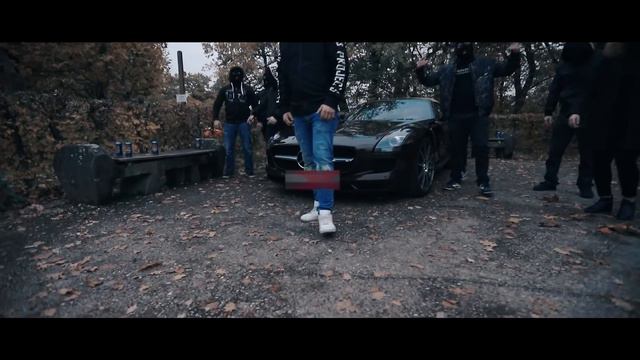 HAMBI - Schwarzbuebeland (prod. Profetesa Beats) (Official Music Video) смотреть онлайн