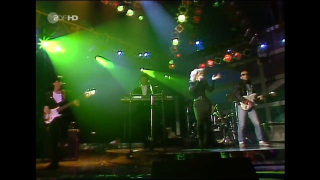 Kim Wilde You Keep Me Hanging On Peter's Pop Show смотреть онлайн