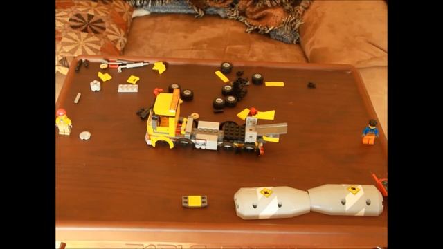 Filling the wheel barrel Lego Cement Mixer 2013 смотреть онлайн