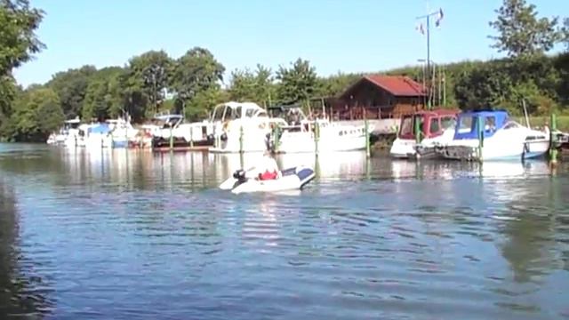 Hyfong Außenbordmotor 3,5 PS Zweitakt смотреть онлайн