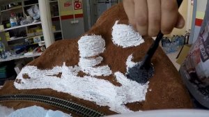 Как сделать ландшафт макета ЖД без флокатора#БЕЗ ФЛОКАТОРА И ФЛОКА