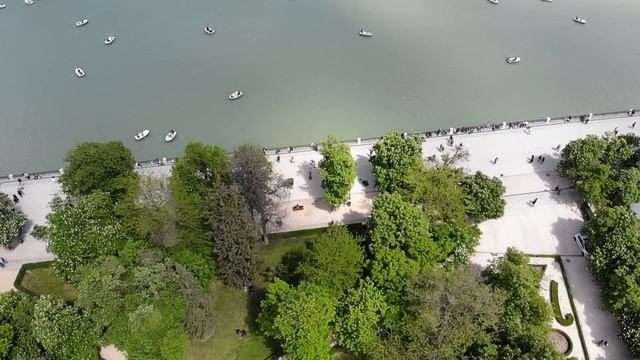 Parque del Retiro, Madrid - Spain - spaulino.com смотреть онлайн