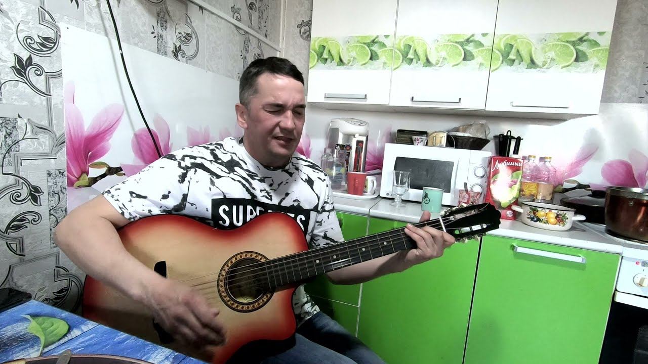 Парень отлично спел свою песню на якутском! смотреть онлайн