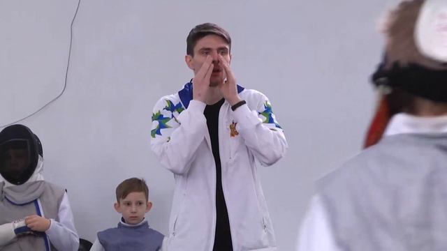 Дебютные соревнования юных рапиристов смотреть онлайн