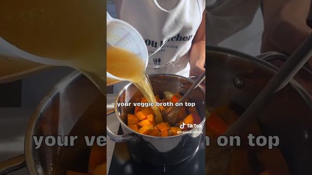 BEST PUMPKIN SOUP 🎃🤤recipe Below 👇  #sweettoothadventure #dessertheaven #englishbreakfast #healthy