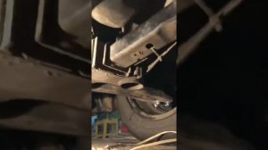 Рено мегна 3 стуки в подвеске