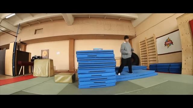 Обучение: арабское сальто (Parkour Tricks) смотреть онлайн