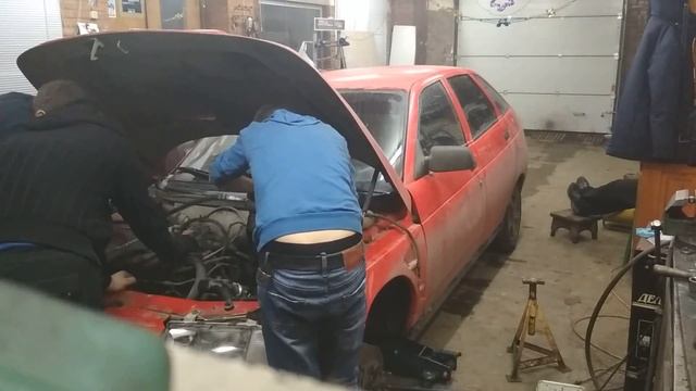 снятие мотора с ВАЗ 2112 смотреть онлайн