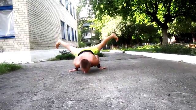 отжимания с хлопком в горизонте смотреть онлайн