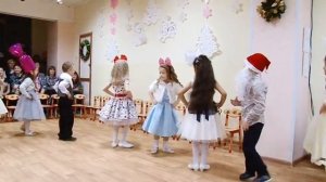 В хороводе танцевать будем мы сегодня