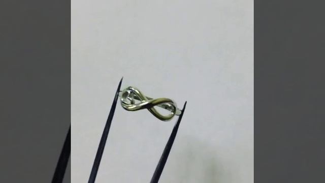 Кольцо бесконечность из серебра с сердечком от Голдиум смотреть онлайн