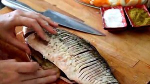 Карась запеченный в духовке