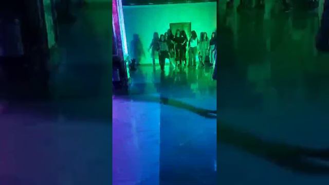 ДЕВУШКИ НЕУКЛЮЖИЕ СУЩЕСТВА 😂 СМОТРЕТЬ СЕЙЧАС смотреть онлайн