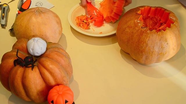 Как сделать фонарь из тыквы на Halloween смотреть онлайн