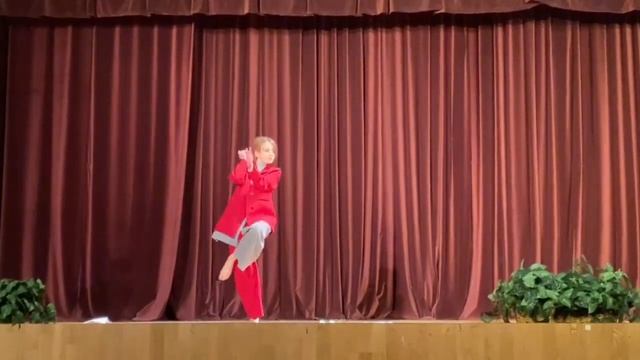 Студия современного эстрадного танца "Angel". Богданова Наталья "Писатель" смотреть онлайн