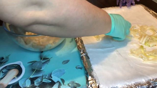 Мясо по - французски! Мясо с ананасом и сыром в духовке /Сочные медальоны к праздничному столу. смотреть онлайн