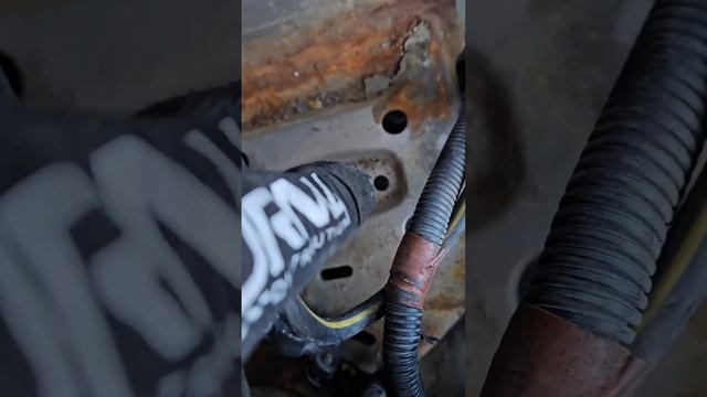 Fueltech 450 install on a 1987 Nissan 300zx Z31 Part 1: Removing the stock harness смотреть онлайн