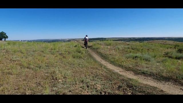 Мото трюко прыжки под бомбезную музыку!??? смотреть онлайн