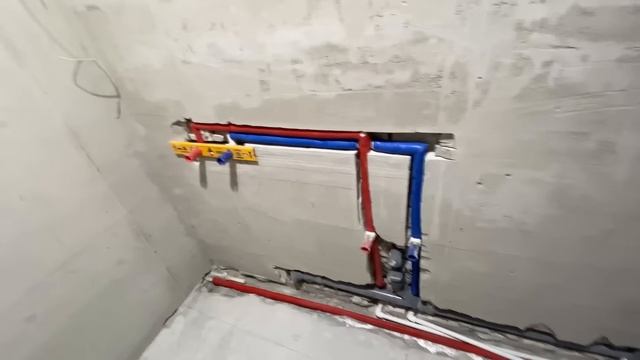 МОНТАЖ ТРУБ В САНУЗЛЕ #ремонтсанузла #полипропилен смотреть онлайн