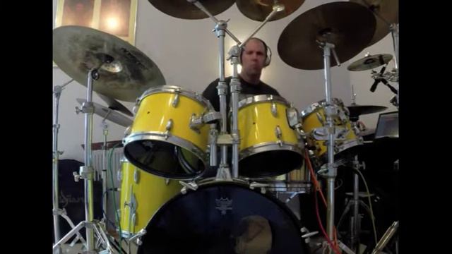 Curves Ahead Michael on Drums смотреть онлайн