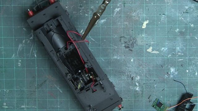 How To DCC Fit A Hornby J94 Austerity - Model Railway Tutorial смотреть онлайн