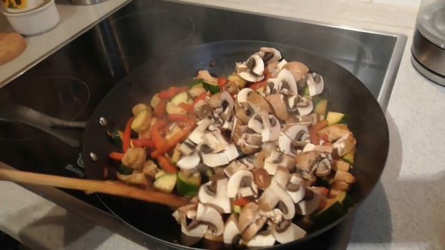 Германия. Готовлю вкусный салат фунчоза/ Рецепт Фунчоза по корейски смотреть онлайн