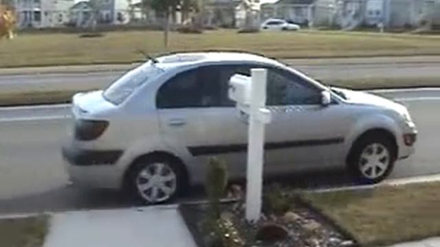 2006 Kia Rio with Magnaflow 14815 and 22" resonator смотреть онлайн