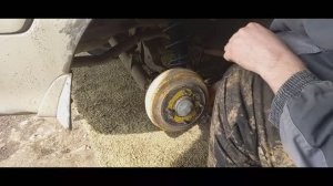 Замена пружин, стоек Nissan Bluebird Sylphy