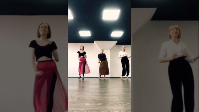 Бачата женский стиль | Подольск и онлайн | Танцы с #еленавивье смотреть онлайн