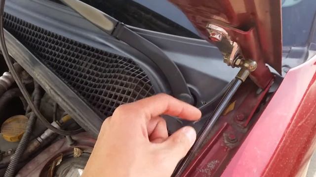 Решение проблемы приподнимающегося капота при установке торсионов смотреть онлайн