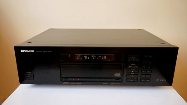 Pioneer PD-2000