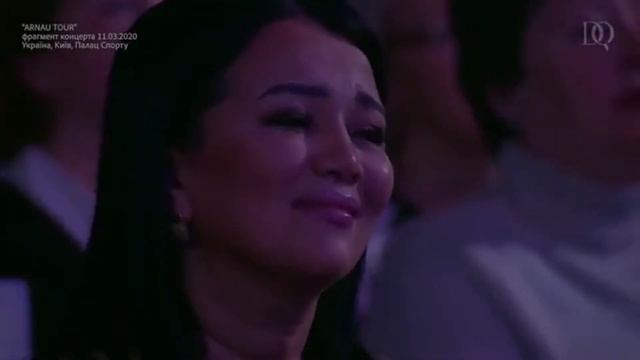 OLHOS E SORRISO DA MAMÃ. ANIVERSÁRIO DA MÃE DIMASH - SVETLANA AITBAEVA смотреть онлайн