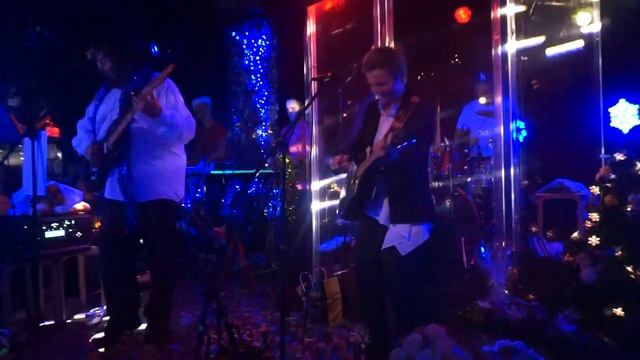 Сурганова и Оркестр - Мураками. 23.12.2016. Клуб "16 тонн" смотреть онлайн