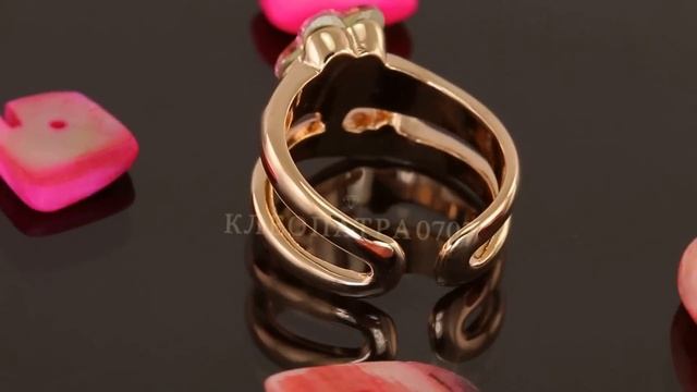 Интересное кольцо с красивыми кристаллами Swarovski, покрытые золотом смотреть онлайн