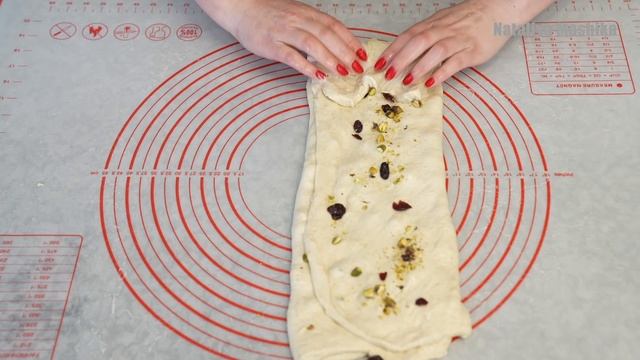 Пшеничный хлеб на закваске с клюквой и фисташками. Очень вкусный хлеб. Все подробности от А до Я. смотреть онлайн