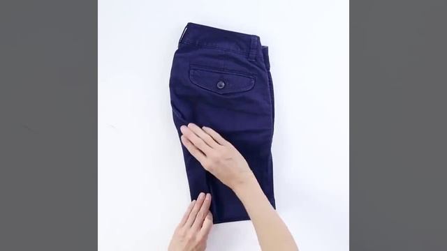 Как компактно складывать вещи от купальника до простыни смотреть онлайн