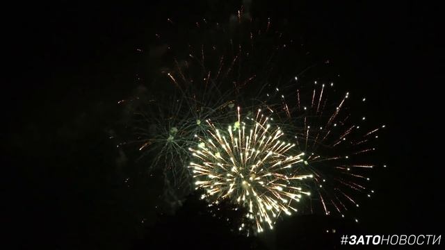 Салют к Дню Победы 2019 Саров смотреть онлайн