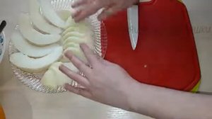 КАК НАРЕЗАТЬ ДЫНЮ