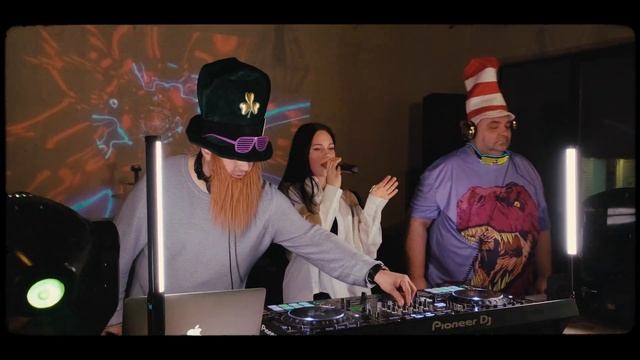 VKU5NO (RU) - Ночь (Live @ FILINGREEN 2023) смотреть онлайн