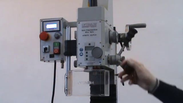 Фрезерный станок OPTIMUM BF20 Vario (видеообзор) смотреть онлайн