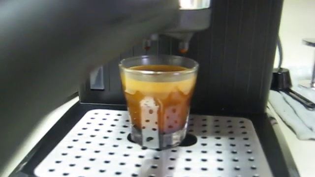 Delonghi EC 155 Espresso Machine смотреть онлайн