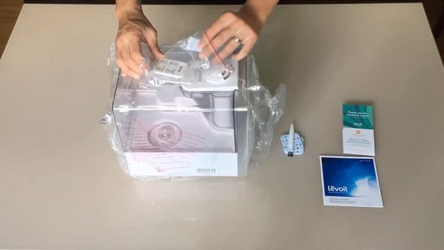 Levoit Cool & Warm Mist Humidifier LV600HH - Unboxing смотреть онлайн