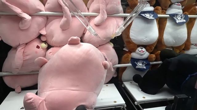 How To Win Arcade Claw Machines (*100% WIN RATE*) Arcade Hacks смотреть онлайн
