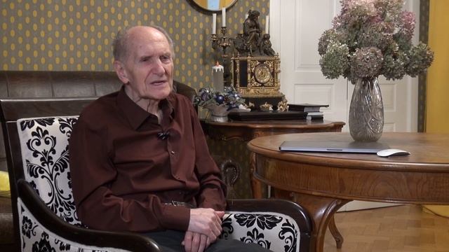 "Мэтры факультета". Анонс цикла интервью преподавателями факультета журналистики МГУ смотреть онлайн