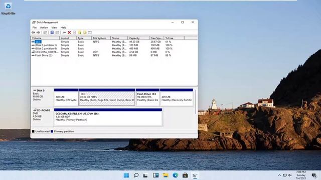How to Delete Partition in Windows 11 Very Easily смотреть онлайн