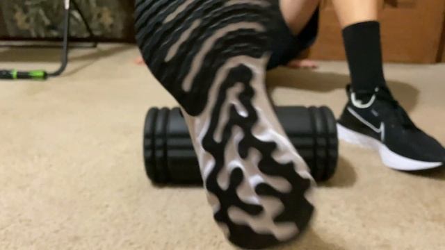 I Got New Running Shoes! (Nike Infinity Reacts) (4K) смотреть онлайн