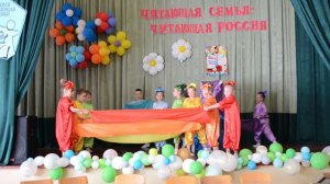 Радуга
Танцевальный коллектив средней группы