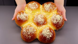 В магазине давно не покупаю любимую БУЛОЧКУ "РОМАШКУ" Пеку только сама Тесто воздушное и пружинит