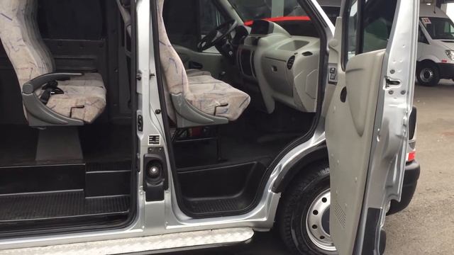 Renault Master 2.5 Passageiro Executiva L3H2 14L 2008 смотреть онлайн